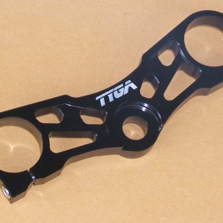 Top Triple clamp  CNC black , Suzuki RGV 250