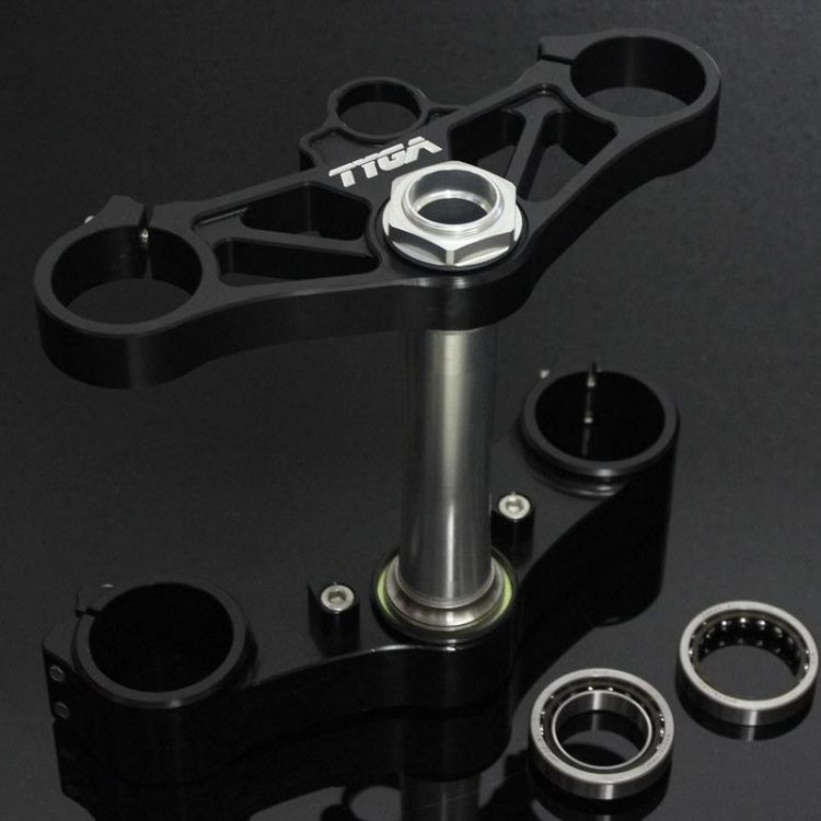 Triple clamp set CNC black, Honda VFR400 -> CBR600 fork