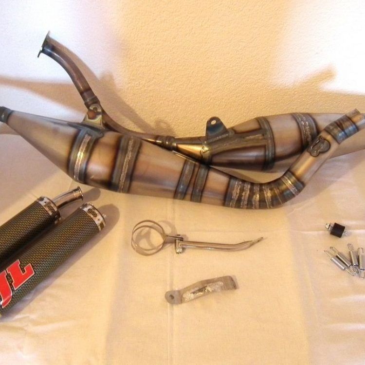 CONJUNTO DE ESCAPE JIM LOMAS SIDE BY SIDE TZR250 (3XV)