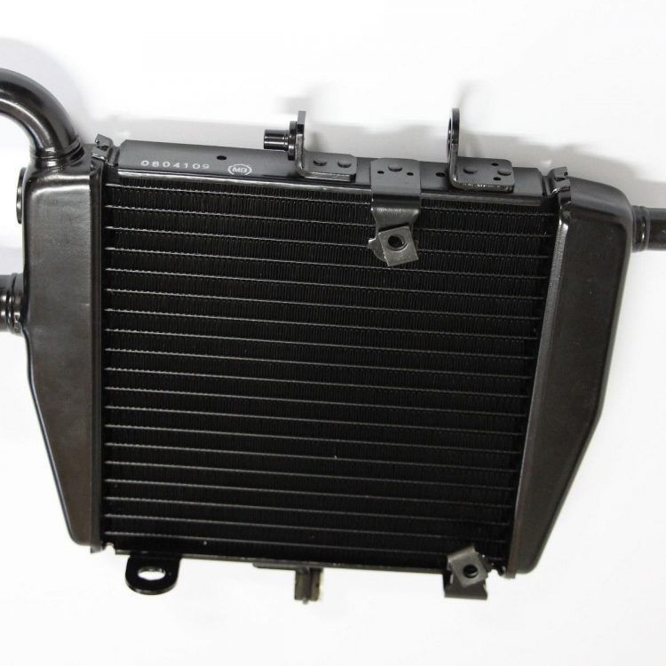 RADIADOR DE AGUA VFR400 / RVF400