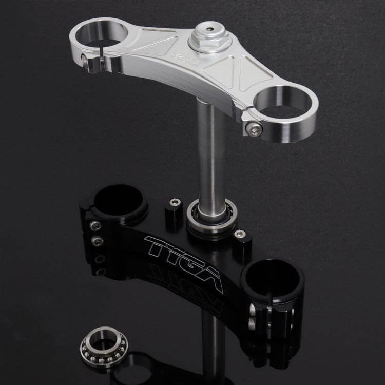 Triple Clamp Set, CNC, Silver 3D Top Triple Clamp, Black Lower Clamp, CBR600RR Forks to fit MC21/MC28