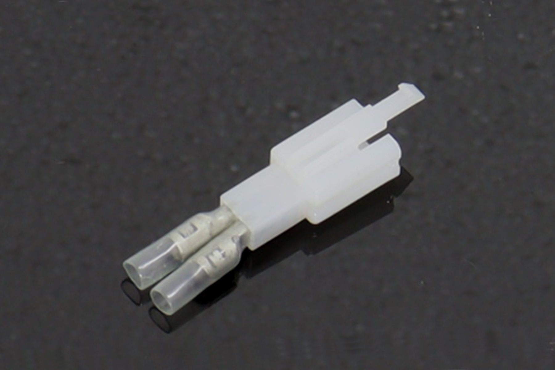 Adaptador de terminal, 2P a bala hembra - Imagen 2