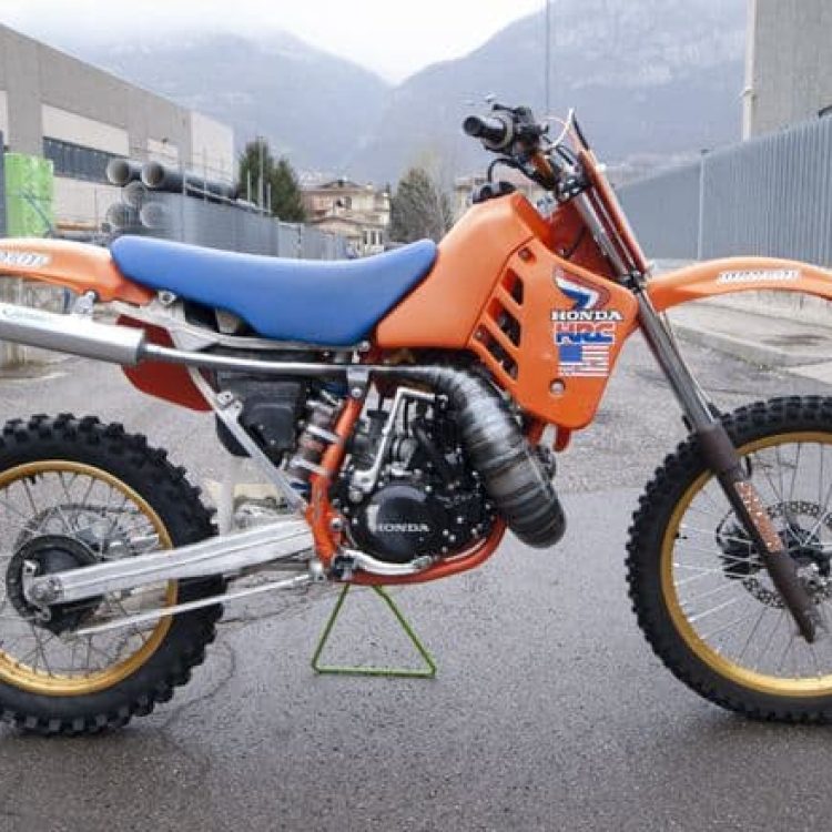 ESCAPE JOLLYMOTO HONDA CR 250 1984